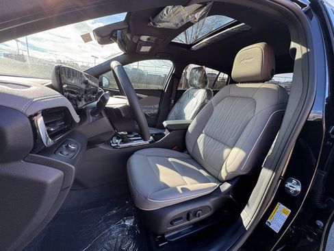 New 2026 Buick Envista Avenir image 5