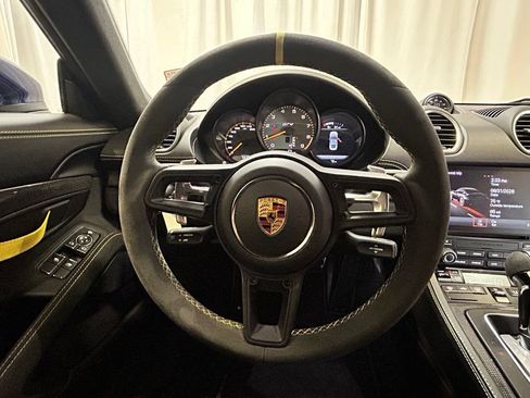 Certified 2022 Porsche 718 Cayman GT4 RWD image 14