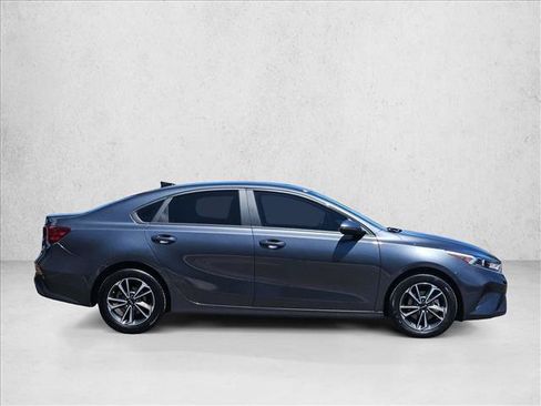 Used 2024 Kia Forte LXS w/ LXS Technology Package FWD image 9