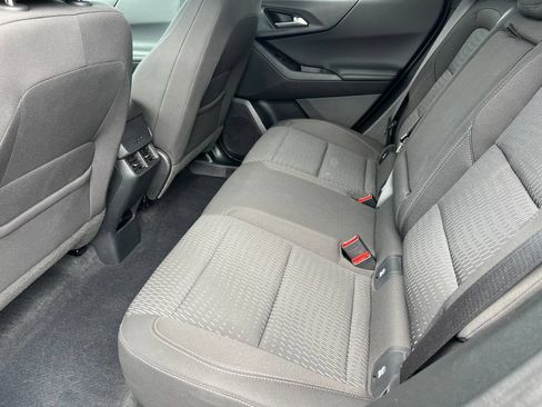Used 2026 Chevrolet Equinox LT AWD/4WD image 12