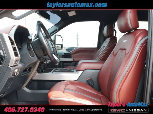 Used 2022 Ford F350 Platinum w/ FX4 Off-Road Package AWD/4WD image 5
