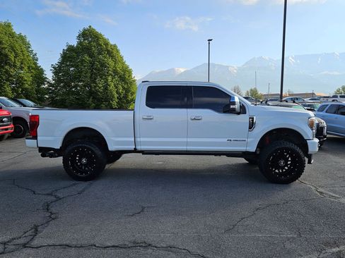 Used 2020 Ford F350 Platinum AWD/4WD image 2