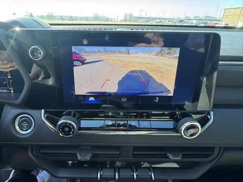 Used 2023 Chevrolet Colorado Trail Boss w/ Advanced Trailering Package image 16