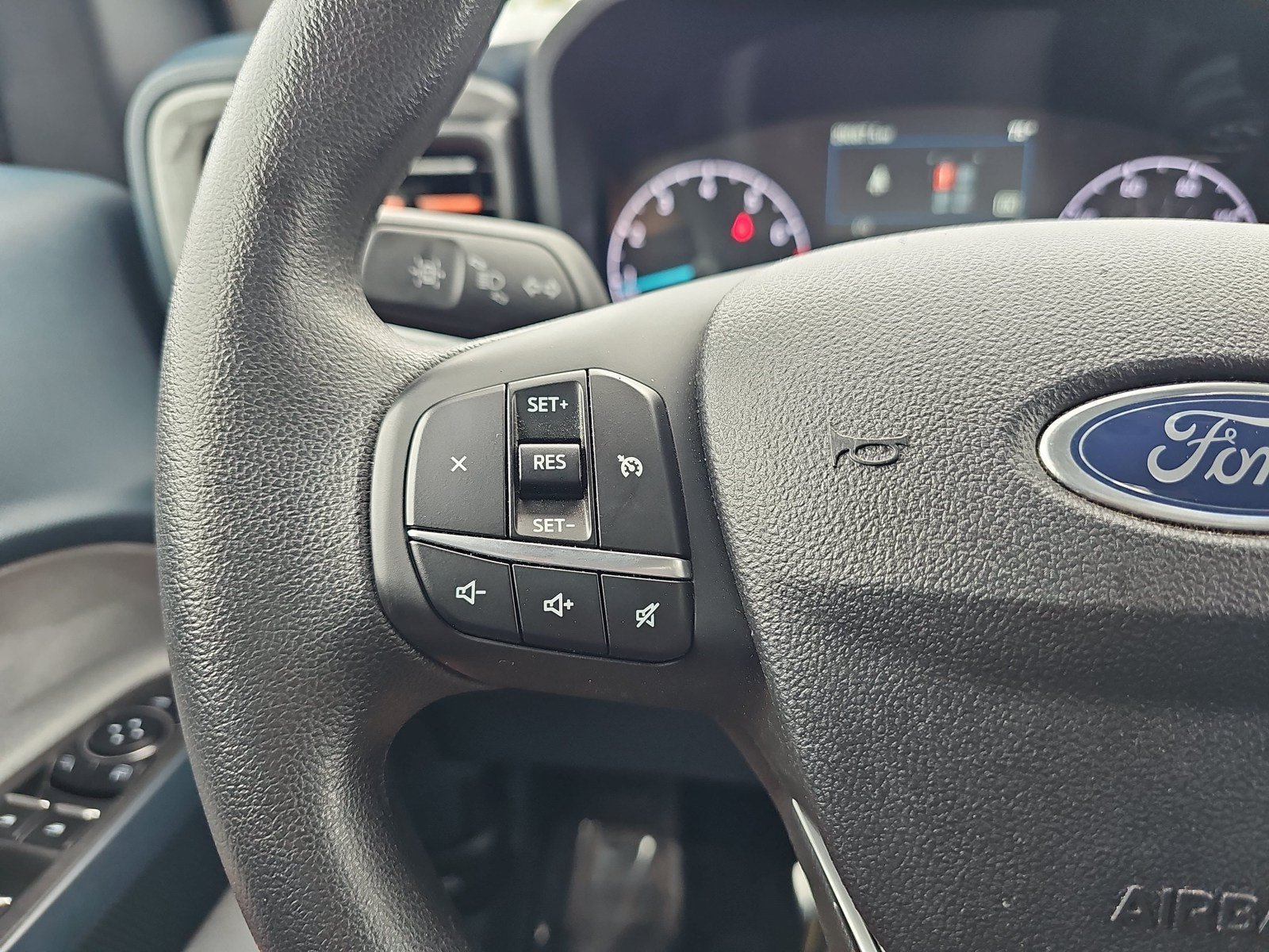 Used 2022 Ford Maverick XLT FWD image 14