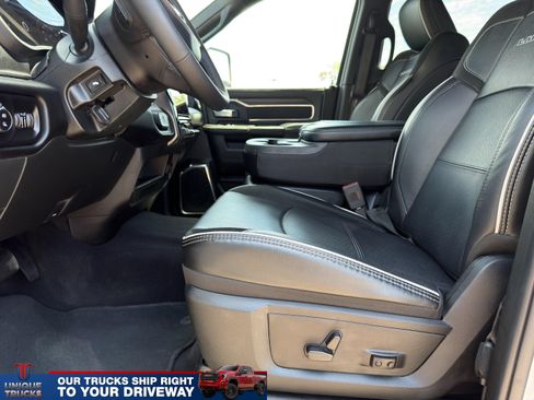 Used 2026 RAM 2500 Laramie AWD/4WD image 18