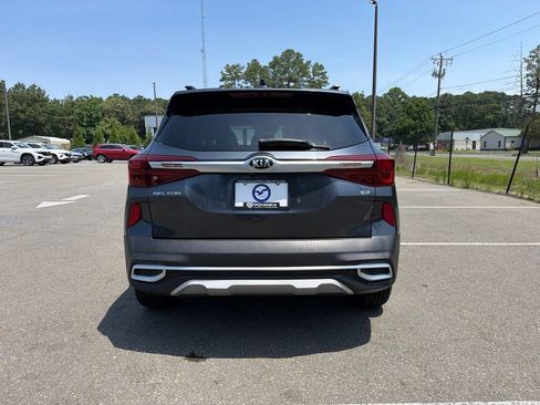 Used 2021 Kia Seltos EX AWD/4WD image 6