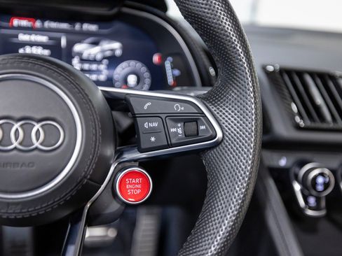 Used 2021 Audi R8 V10 w/ Premium Package image 37