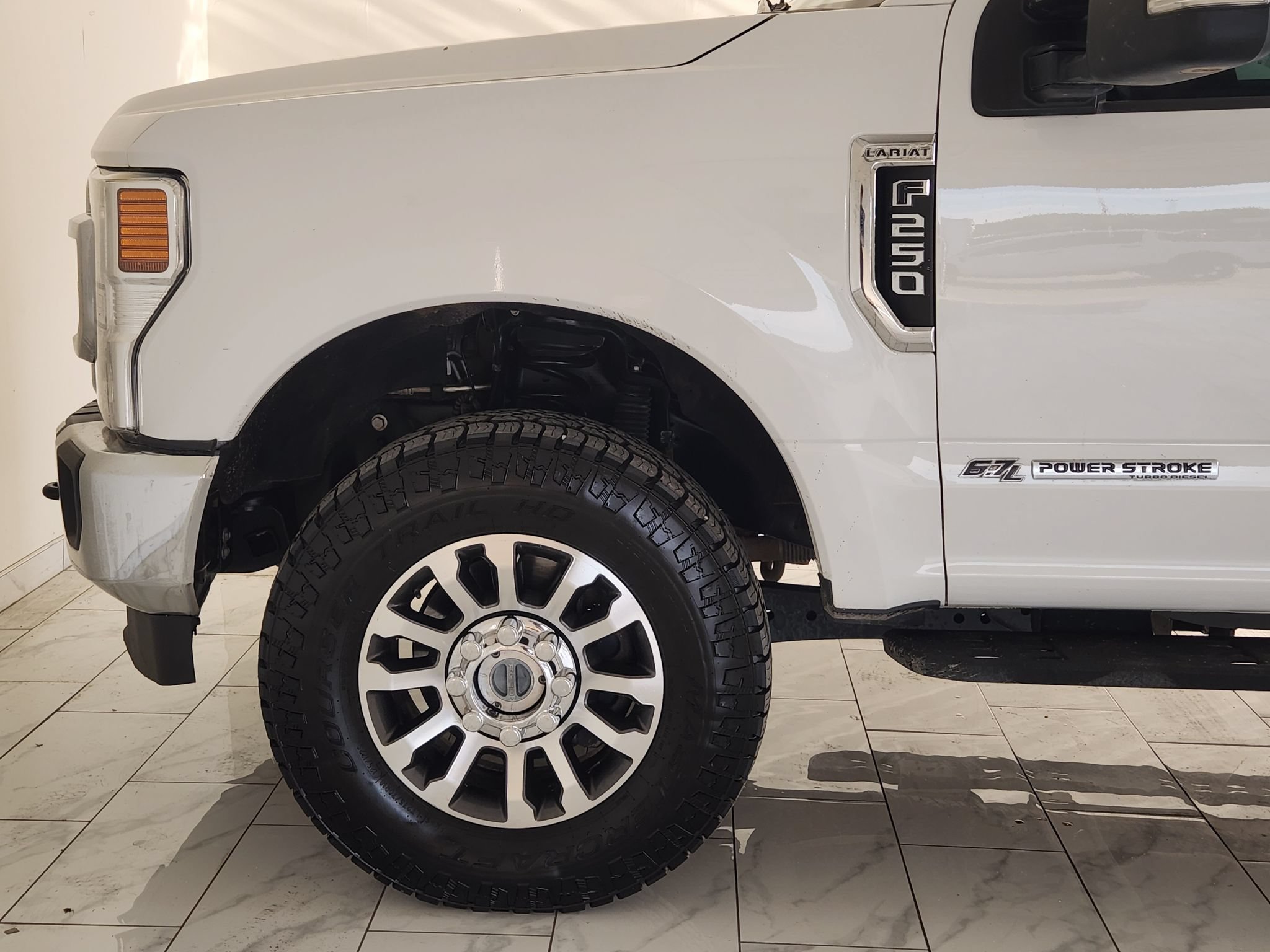 Used 2022 Ford F250 Lariat w/ Lariat Value Package AWD/4WD image 8