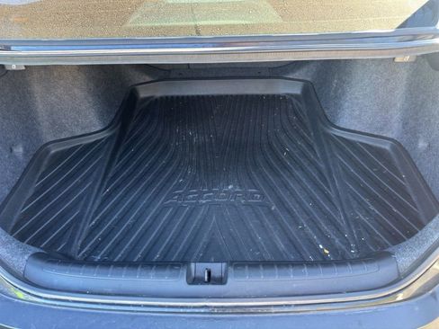 Used 2021 Honda Accord Sport image 18