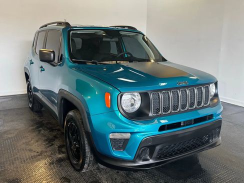 Used 2019 Jeep Renegade Sport image 3