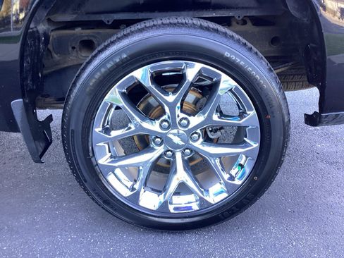 Used 2020 Chevrolet Silverado 1500 LT w/ Trailering Package image 24