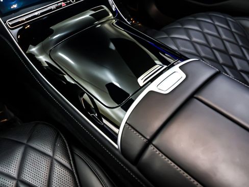 Certified 2025 Mercedes-Benz S 580 4MATIC Sedan image 8