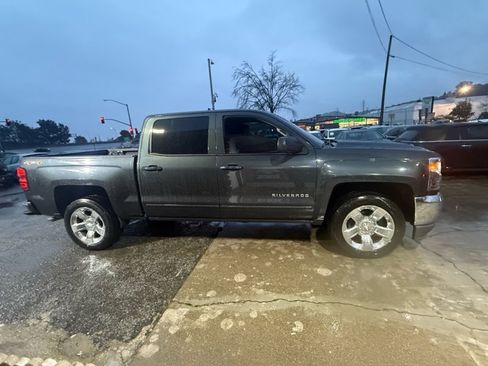 Used 2017 Chevrolet Silverado 1500 LT w/ LT Eassist Package image 4