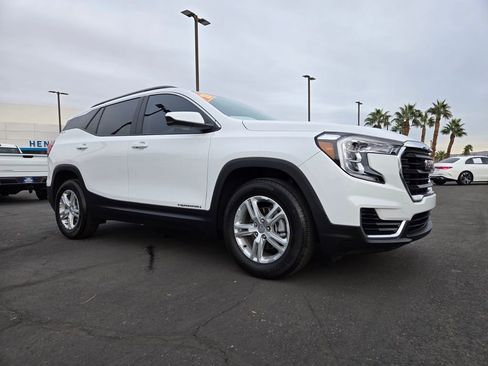 Used 2023 GMC Terrain SLE w/ Driver Convenience Package image 1