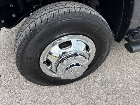New 2026 RAM 3500 Tradesman AWD/4WD image 29
