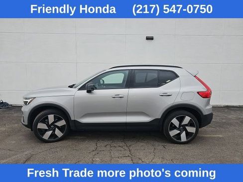 Used 2023 Volvo XC40 Recharge Ultimate image 1