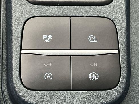 Used 2024 Ford Maverick XLT w/ XLT Luxury Package AWD/4WD image 16