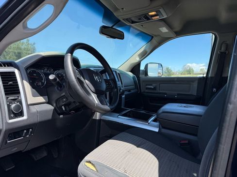 Used 2012 RAM 2500 SLT w/ Technology Group AWD/4WD image 15