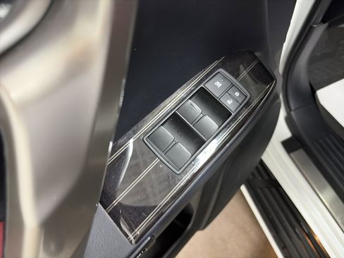 Used 2021 Lexus GX 460 Premium image 27