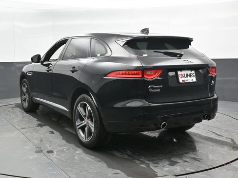 Used 2020 Jaguar F-PACE S image 9