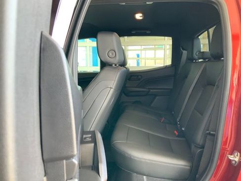 Used 2025 Chevrolet Colorado Trail Boss AWD/4WD image 20