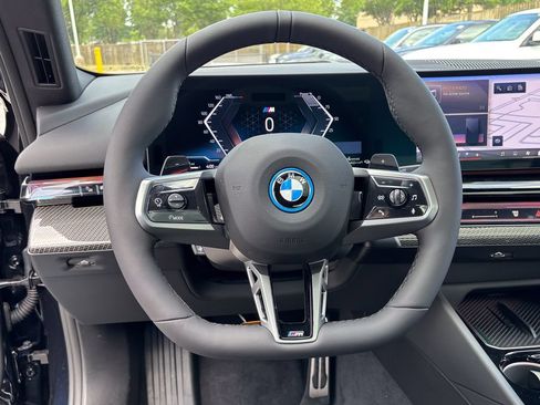New 2027 BMW 550e xDrive w/ Executive Package AWD/4WD image 25