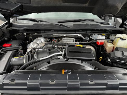 Used 2022 Chevrolet Silverado 3500 W/T w/ Gooseneck/5TH Wheel Package image 28