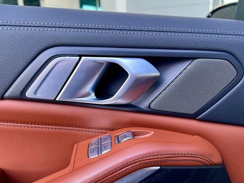 Used 2021 BMW X7 xDrive40i w/ M Sport Package image 12