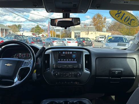 Used 2018 Chevrolet Silverado 1500 LT w/ All Star Edition AWD/4WD image 21