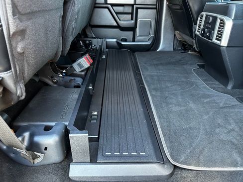 Used 2019 Ford F250 Platinum w/ Platinum Ultimate Package image 52