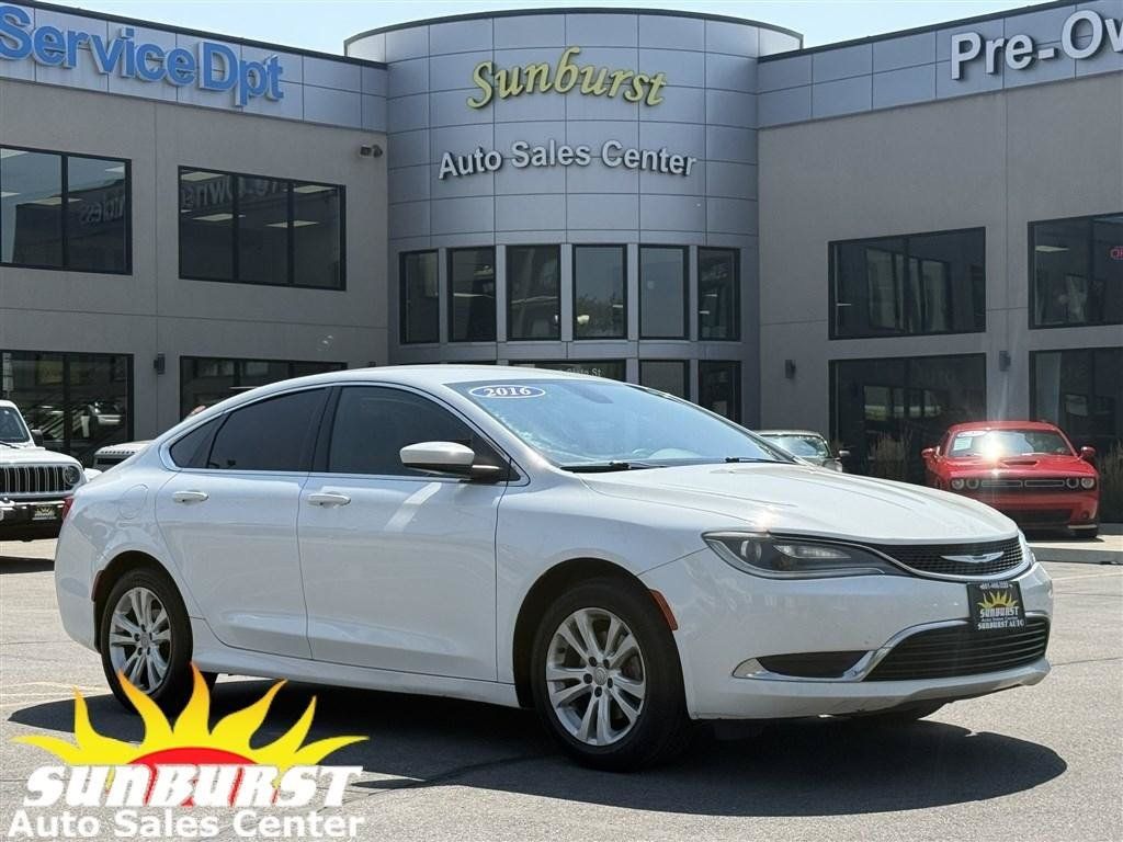 Used 2016 Chrysler 200 Limited FWD image 1