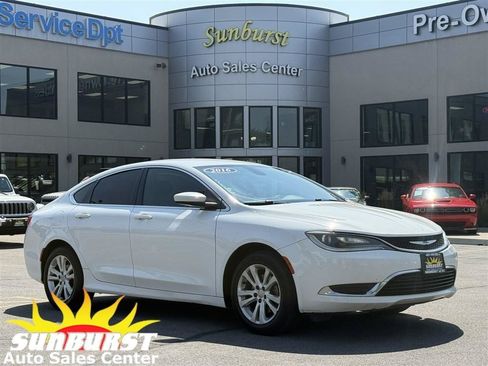 Used 2016 Chrysler 200 Limited FWD image 1