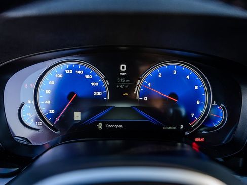 Used 2018 BMW 540i w/ M Sport Package image 19