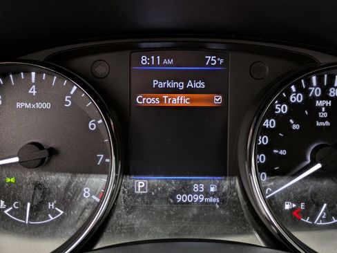 Used 2020 Nissan Rogue S AWD/4WD image 9