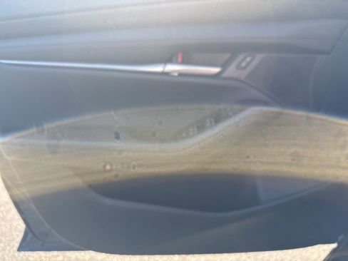 Used 2025 MAZDA MAZDA3 s image 19