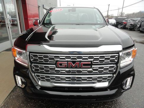 Used 2021 GMC Canyon Denali image 4
