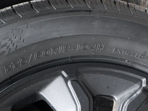 Used 2023 Ford Maverick XLT w/ Black Appearance Package FWD image 43