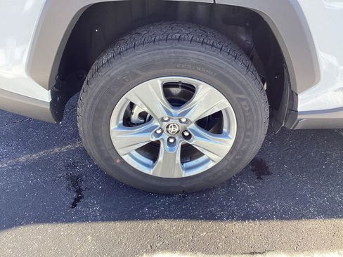 Used 2025 Toyota RAV4 XLE image 29