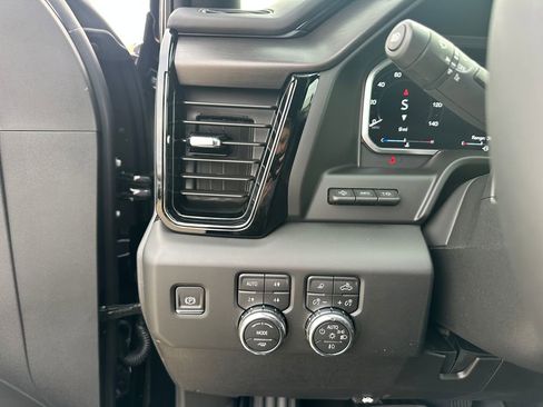 New 2026 GMC Sierra 2500 AT4 w/ AT4 Premium Plus Package image 27