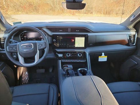 New 2026 GMC Sierra 1500 Denali w/ Denali Reserve Package image 3