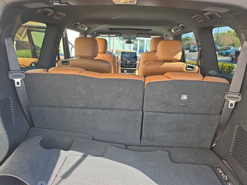 Used 2024 INFINITI QX80 Sensory w/ Cargo Package image 30