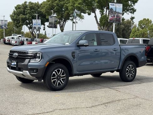 Used 2025 Ford Ranger Lariat w/ FX4 Off-Road Package AWD/4WD image 3