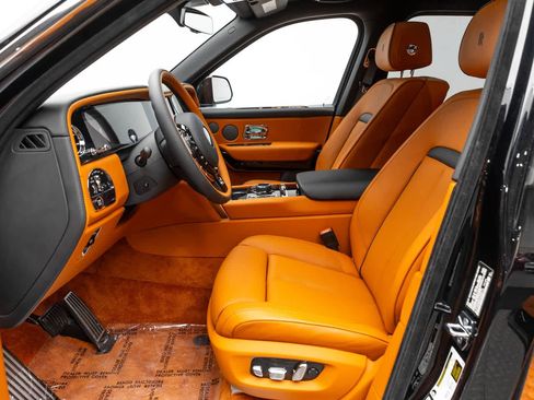 New 2026 Rolls-Royce Cullinan AWD/4WD image 76