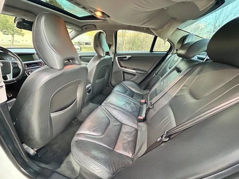 Used 2012 Volvo S60 T5 image 13