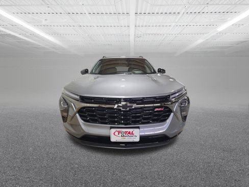 New 2026 Chevrolet Trax RS w/ Driver Confidence Package image 3