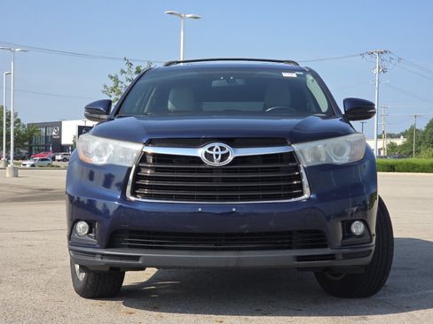 Used 2016 Toyota Highlander LE AWD/4WD image 11