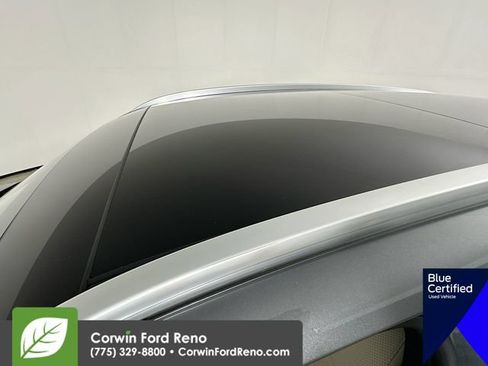 Used 2023 Mercedes-Benz GLC 300 4MATIC image 25