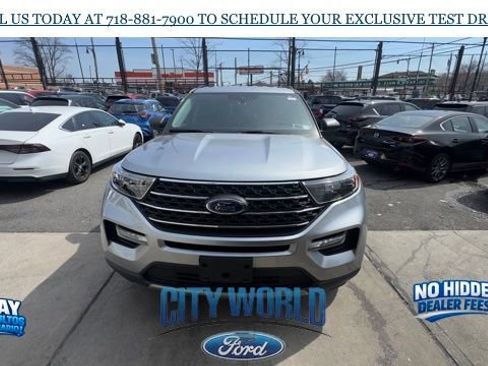 Certified 2022 Ford Explorer XLT w/ Equipment Group 202A AWD/4WD image 5