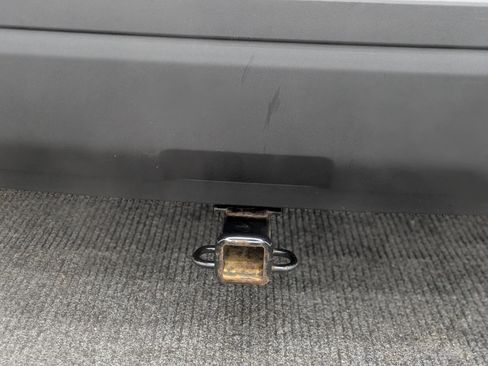 Used 2021 Toyota RAV4 XLE w/ XLE Grade Weather Package image 12