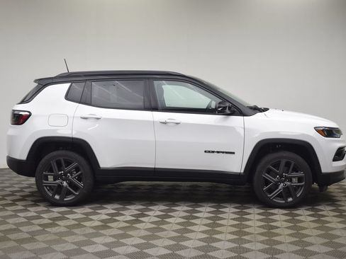New 2026 Jeep Compass Limited AWD/4WD image 3